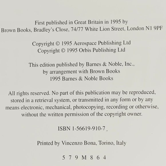 Gatefold Book of World War II Warplanes 36 Pull-Out Gatefolds Hardcover 1995 HC - Picture 9 of 12